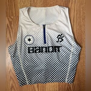 Bandit Chicago Marathon Women’s Checkered Cropped Running Race Top. Small